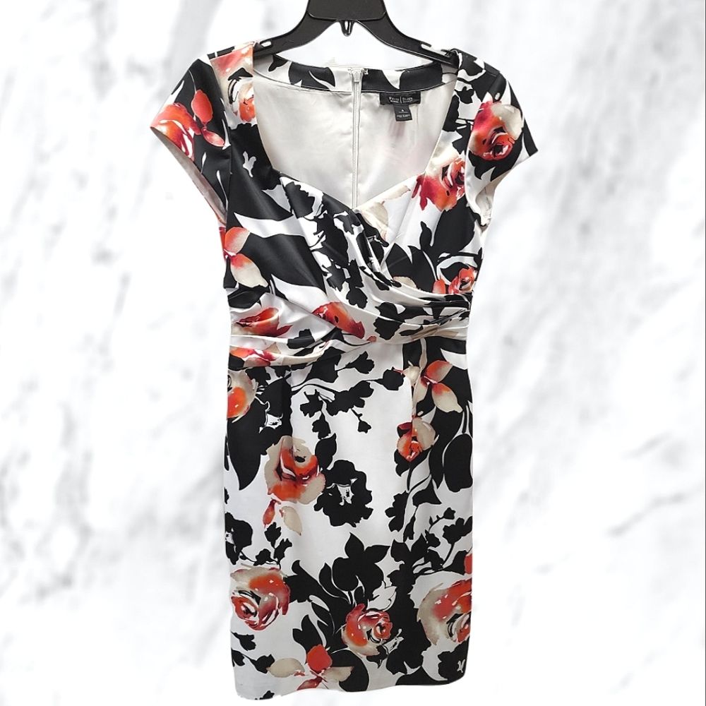 White House Black Market Floral Print Dress Size 6